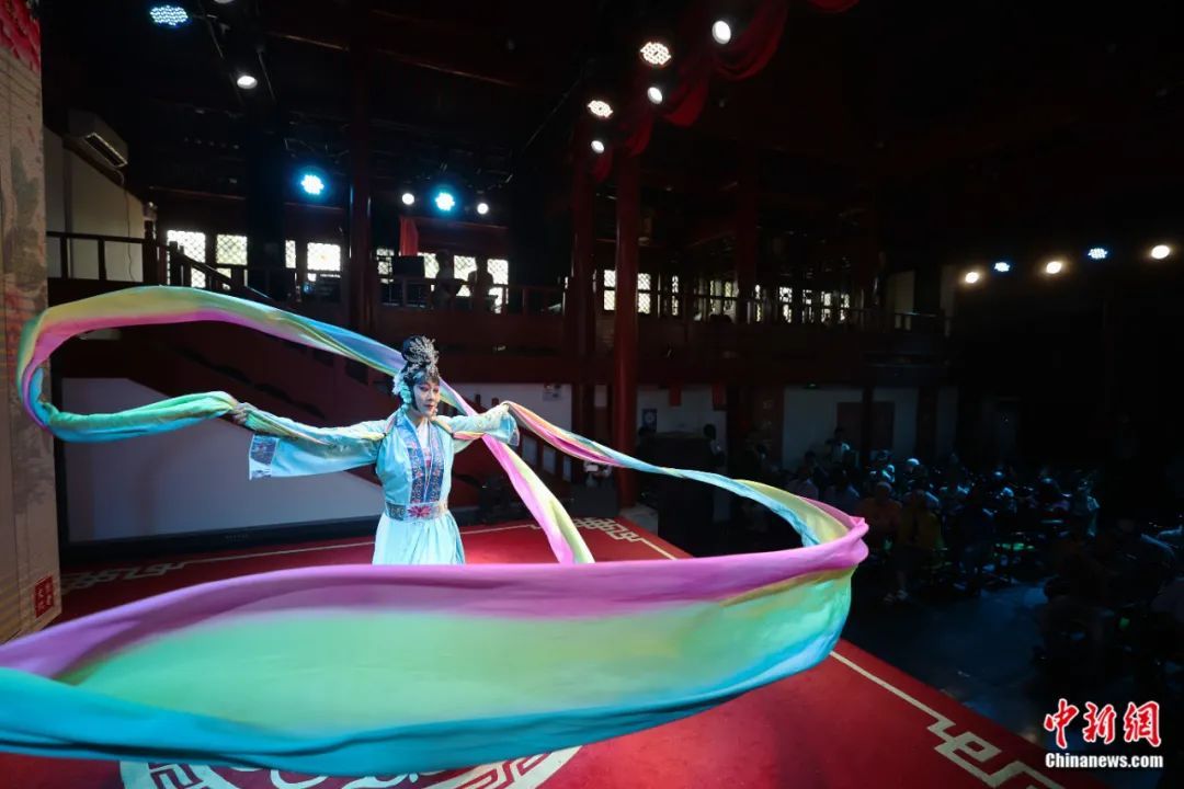 人这一辈子，一定要走一趟北京中轴线！