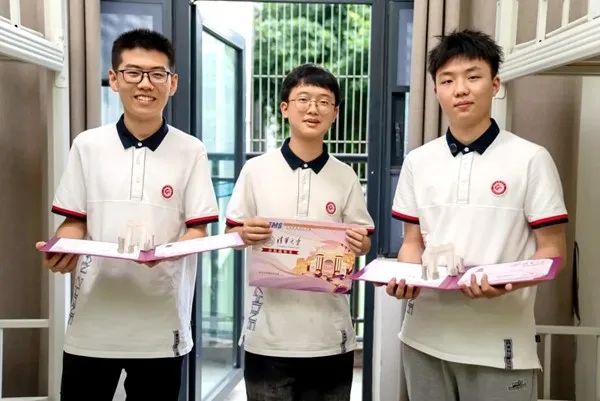 厉害!这个寝室,三人同上清华! 厉害!这个寝室,三人同上清华!