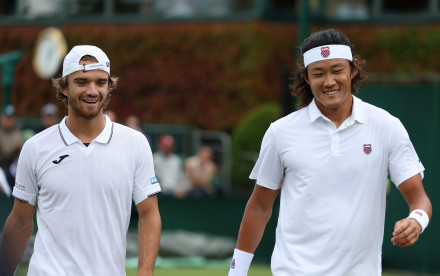 张之臻首轮迎战马哈奇