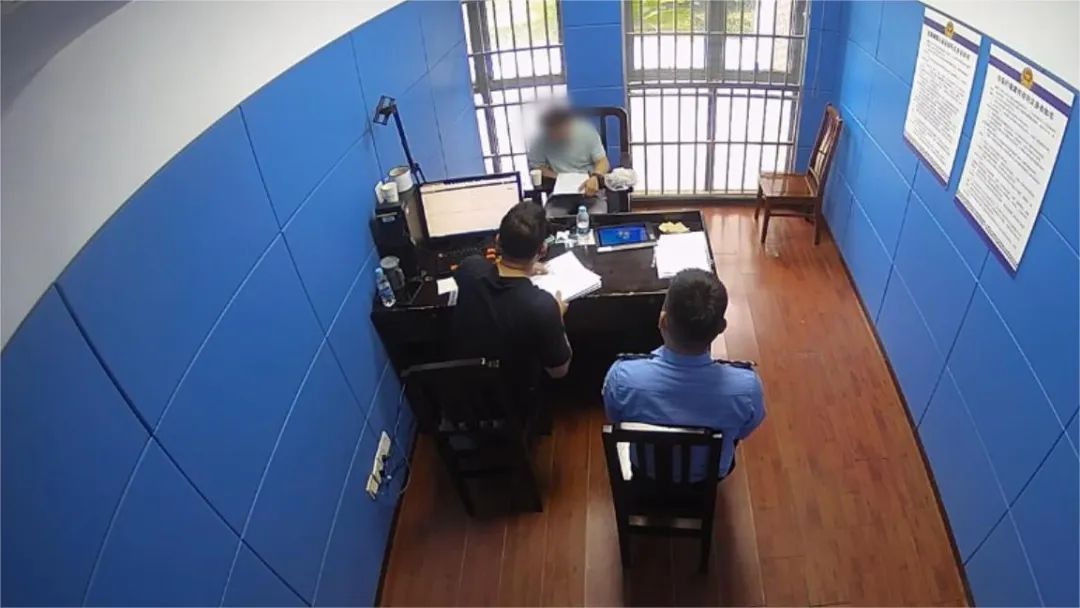 9个“6”! “显眼包”锦旗来了 !