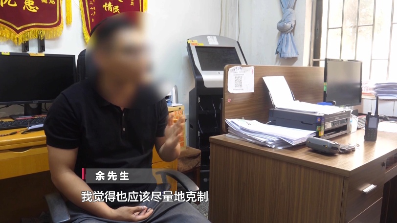 宝马车强行变道,还多次别车,贵阳这位司机被“请”到了交警队 宝马车强行变道,还多次别车,贵阳这位司机被“请”到了交警队