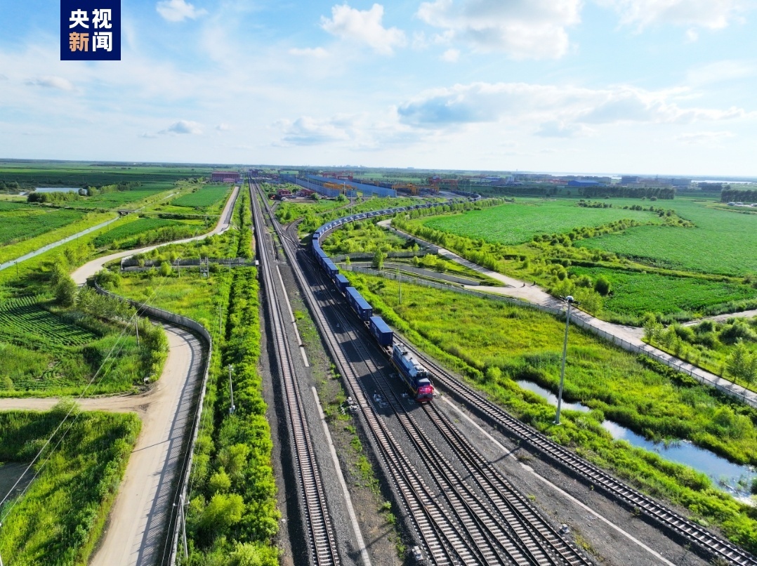 一组数据看同江铁路口岸中欧班列开行一周年“成绩单” 一组数据看同江铁路口岸中欧班列开行一周年“成绩单”