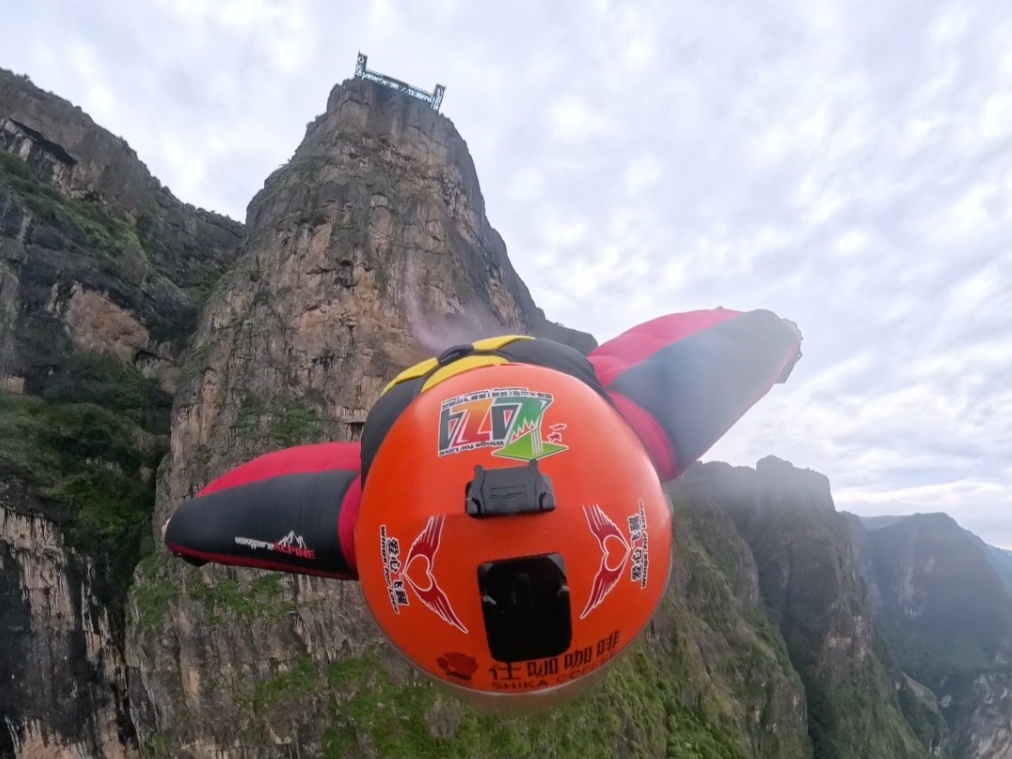 第一视角！感受这项全国不到10名运动员的极限运动