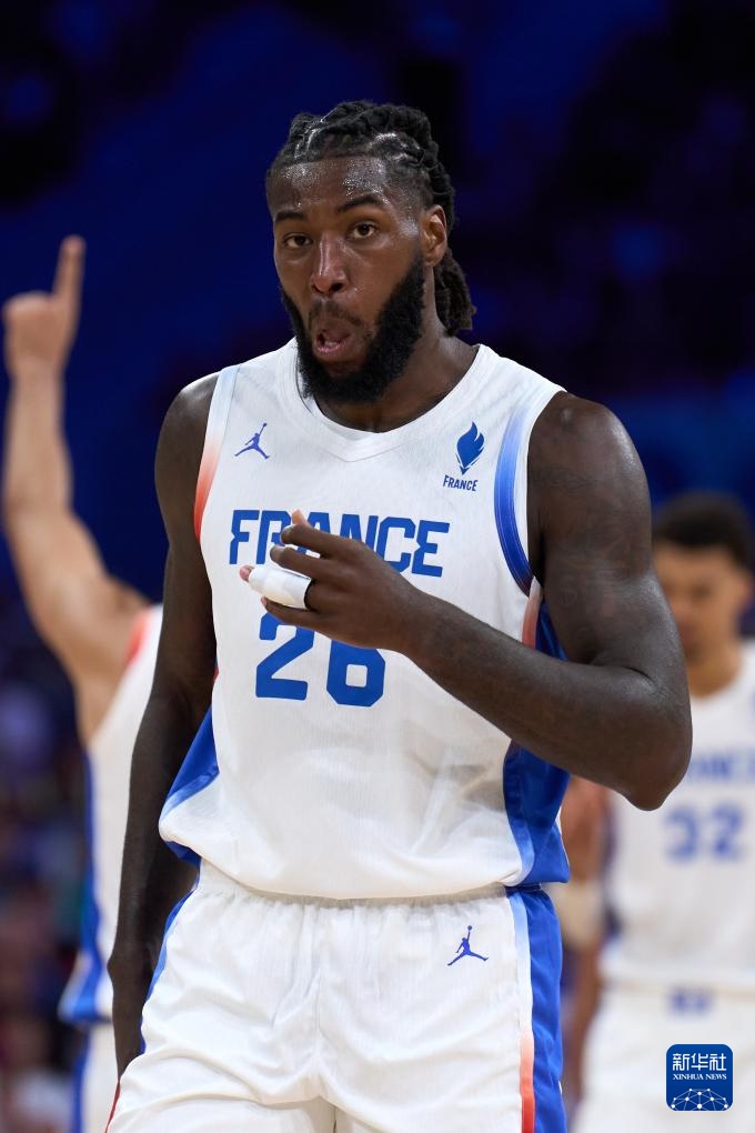 巴黎奥运会 | 篮球——男子小组赛：法国队胜巴西队