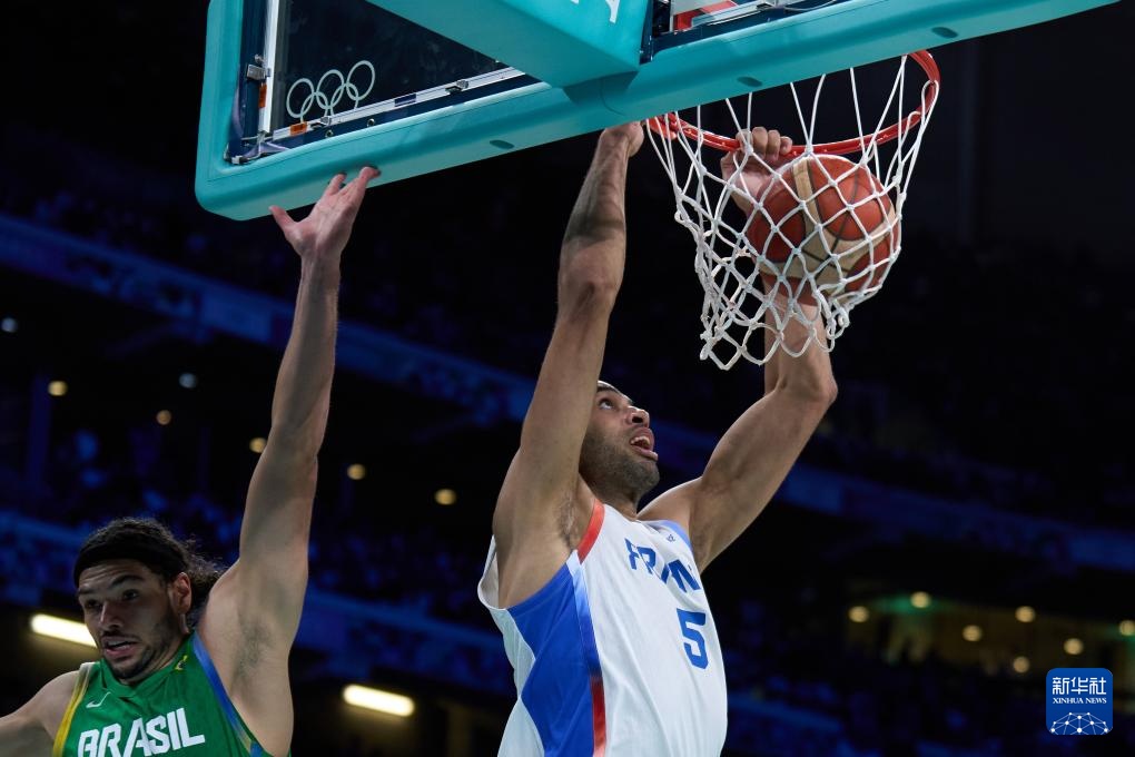 巴黎奥运会 | 篮球——男子小组赛：法国队胜巴西队
