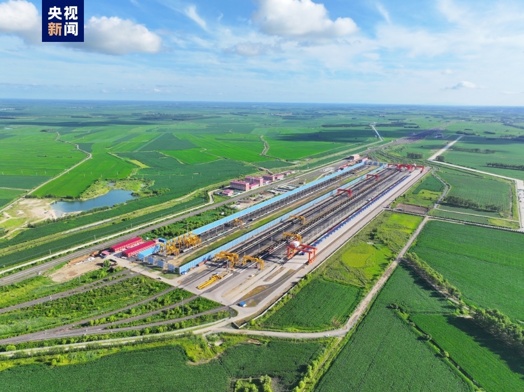 一组数据看同江铁路口岸中欧班列开行一周年“成绩单” 一组数据看同江铁路口岸中欧班列开行一周年“成绩单”