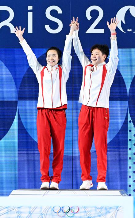 从“旱鸭子”到奥运冠军,陈艺文历经16年坚守终完美绽放 从“旱鸭子”到奥运冠军,陈艺文历经16年坚守终完美绽放