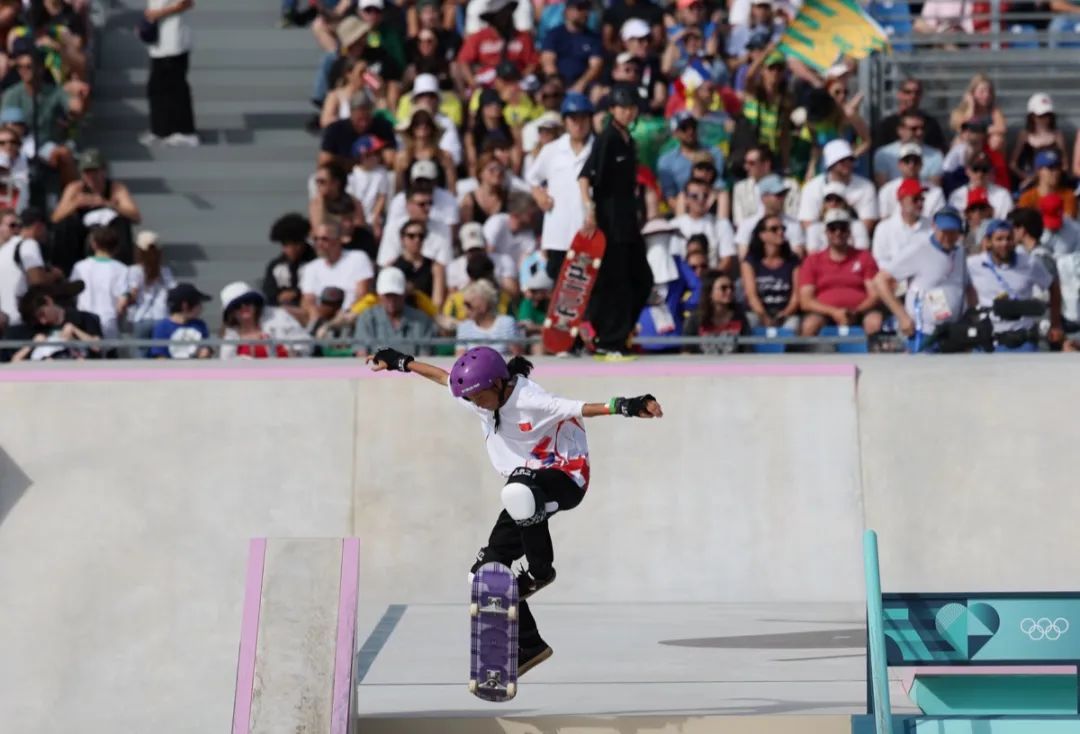 创造历史!14岁的崔宸曦获得滑板女子街式赛第4名 创造历史!14岁的崔宸曦获得滑板女子街式赛第4名