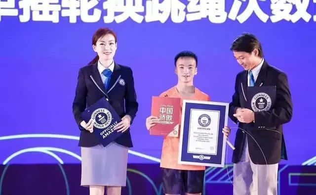 第一次参加奥运就创造历史?顶级“小孩姐”来了! 第一次参加奥运就创造历史?顶级“小孩姐”来了!