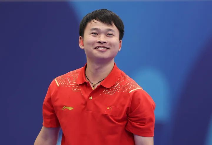 谢瑜：踹掉一个就好