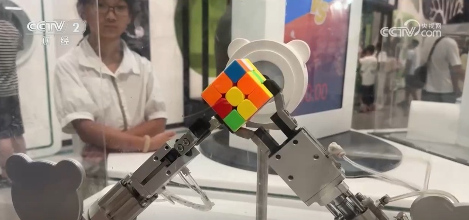 暑期“文博游”引领新风尚 各地多措并举提升游客参观体验 暑期“文博游”引领新风尚 各地多措并举提升游客参观体验