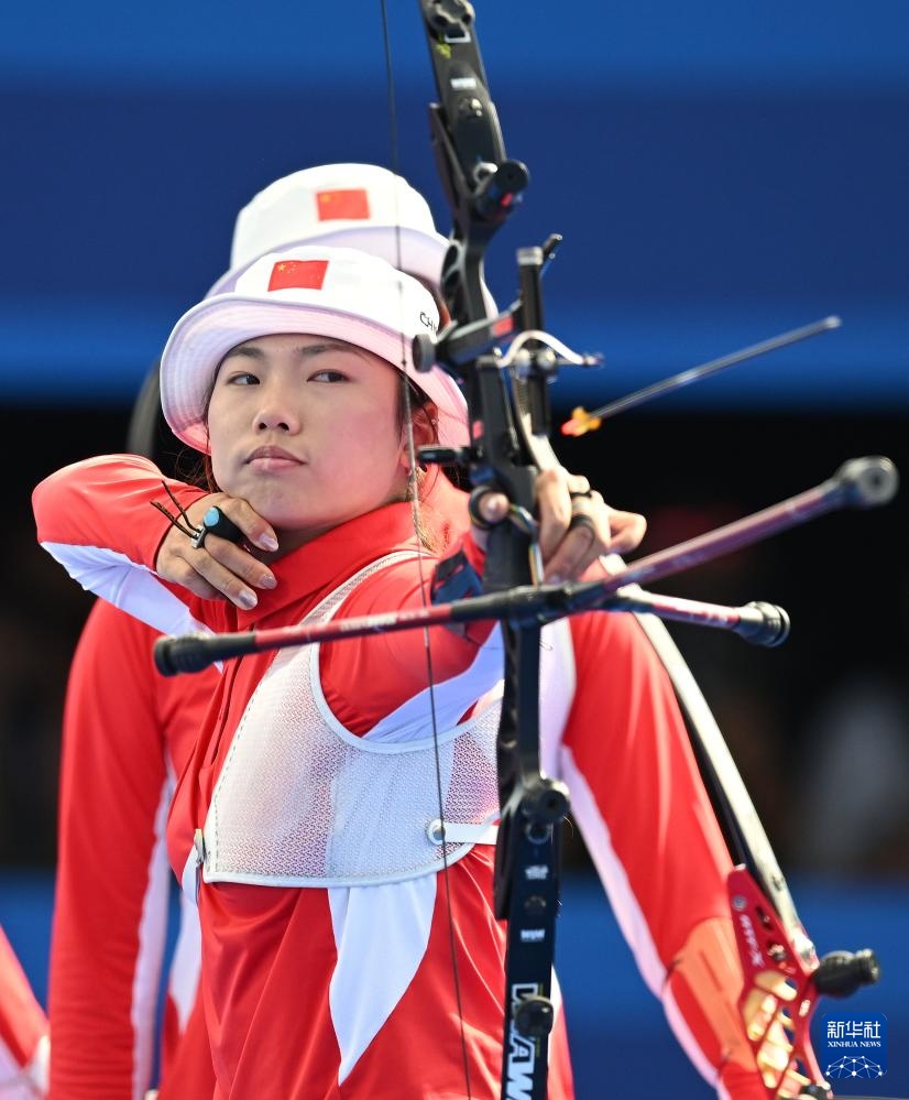 巴黎奥运会丨射箭——女子团体：中国队获得亚军