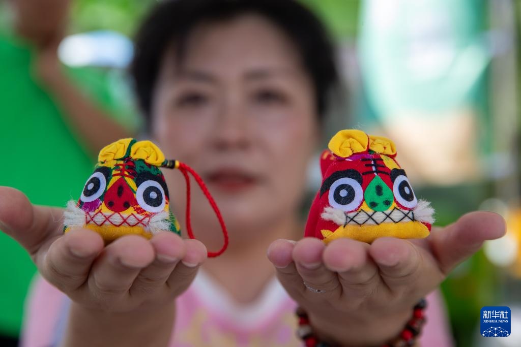 “全球老虎日”走进黑龙江东北虎林园