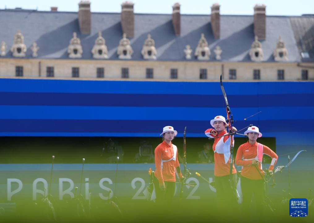 巴黎奥运会丨射箭——女子团体：中国队获得亚军