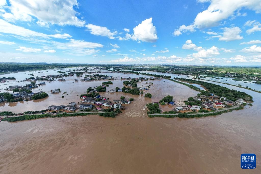 涓水湘潭县河口镇华中村堤段发生险情