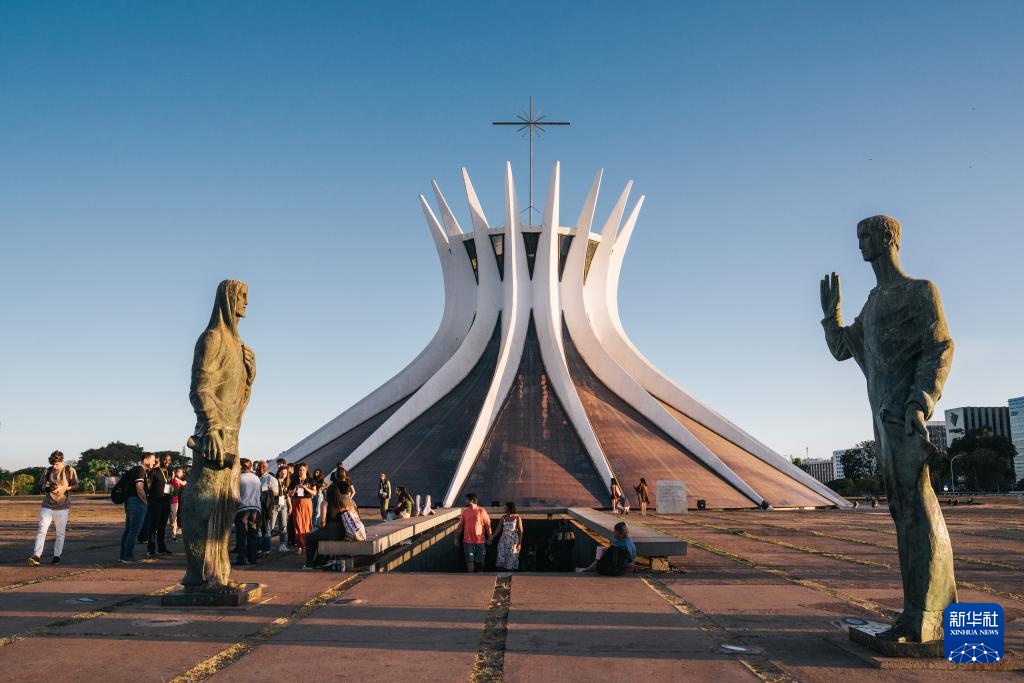 巴西利亚的城市中轴线掠影