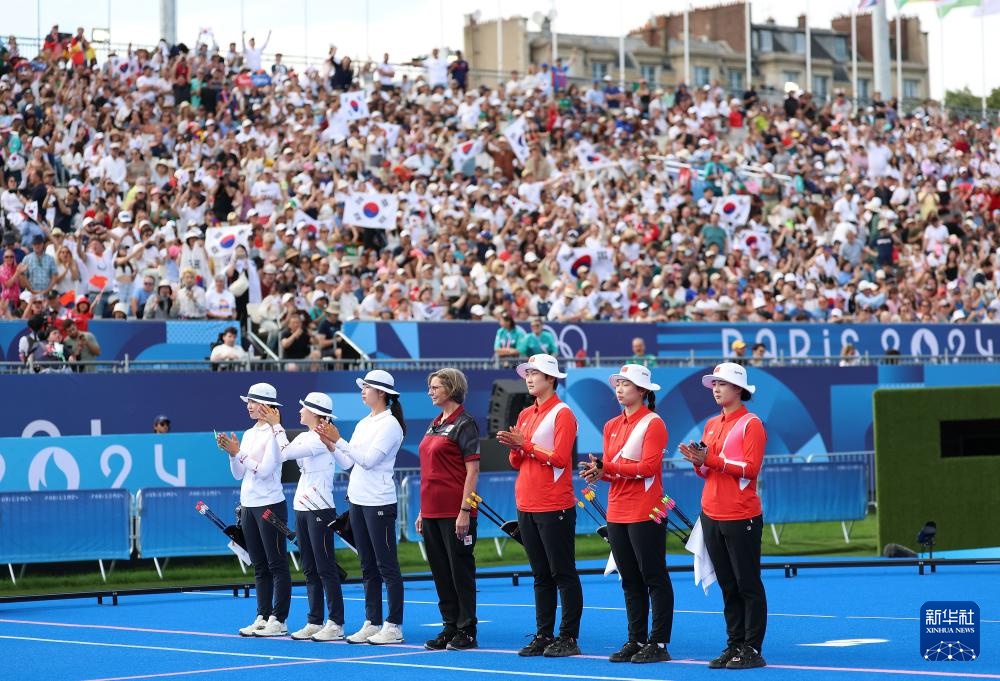 巴黎奥运会丨射箭——女子团体：中国队获得亚军