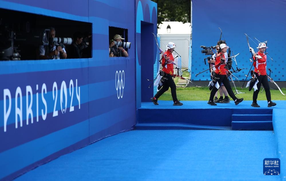 巴黎奥运会丨射箭——女子团体：中国队获得亚军