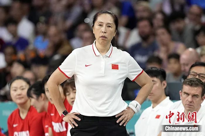 女篮1分惜败西班牙,主教练回应 女篮1分惜败西班牙,主教练回应