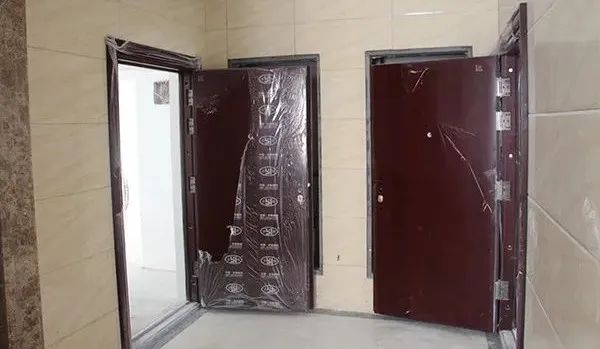 换装防盗门给邻居造成明显障碍?法院:恢复原状! 换装防盗门给邻居造成明显障碍?法院:恢复原状!