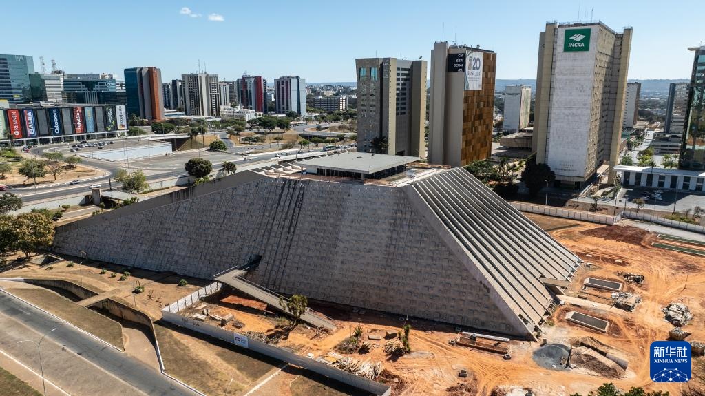 巴西利亚的城市中轴线掠影