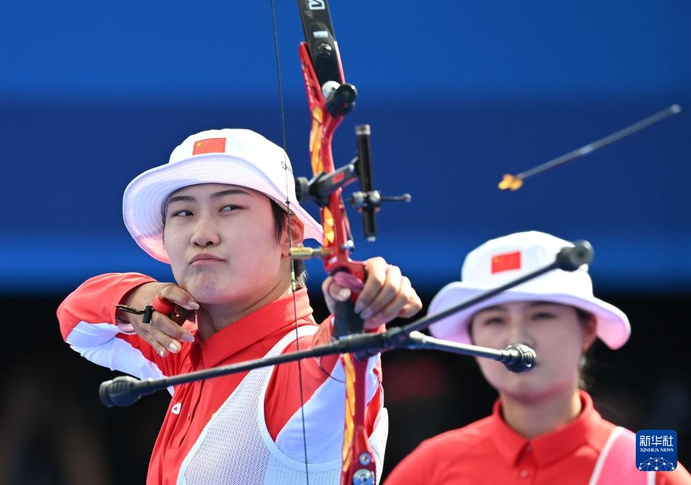 巴黎奥运会丨射箭——女子团体：中国队获得亚军