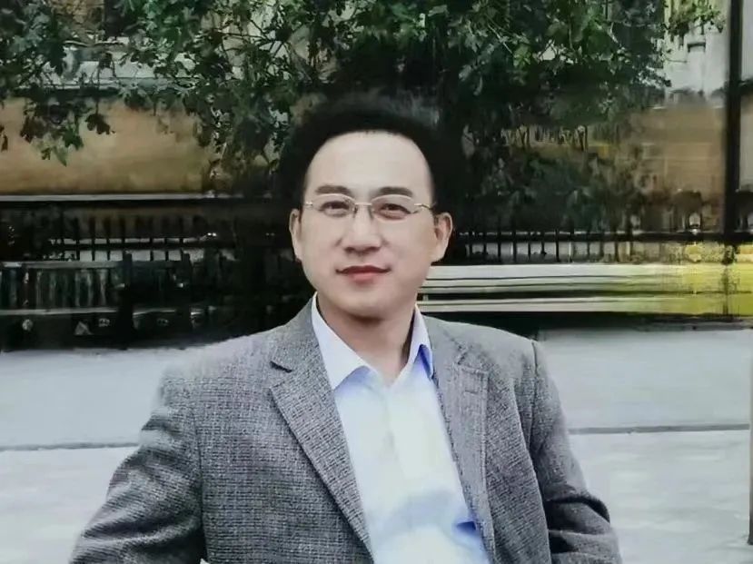 上海一高校教授因病逝世,享年66岁 上海一高校教授因病逝世,享年66岁