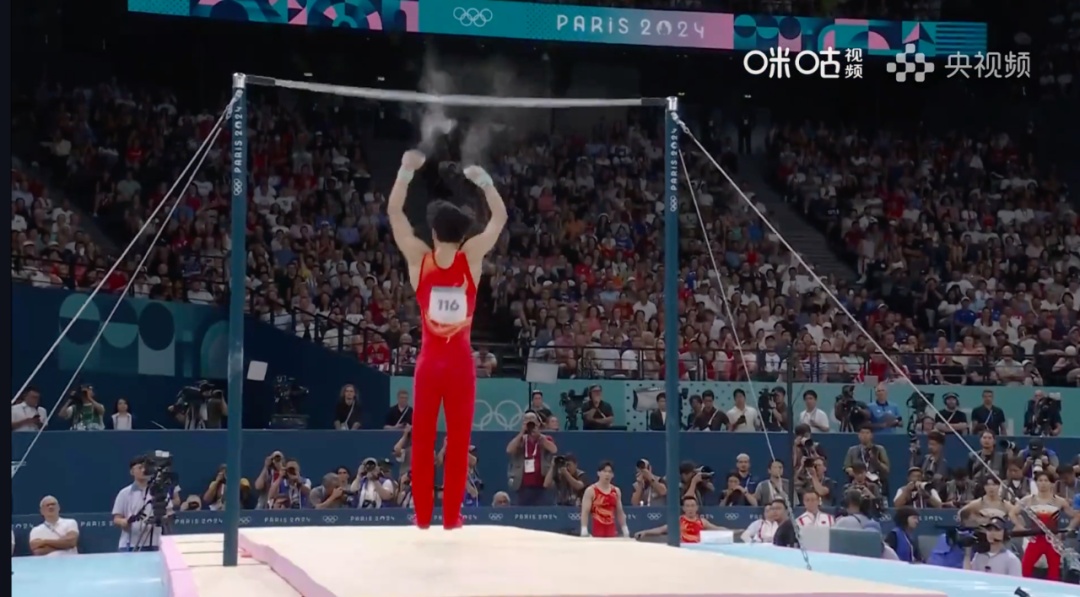 唐钱婷获得巴黎奥运会上海选手首枚奖牌！徐嘉余、中国体操男团摘银！