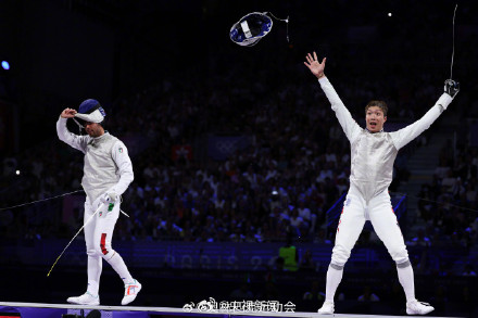 祝贺！张家朗卫冕个人花剑冠军