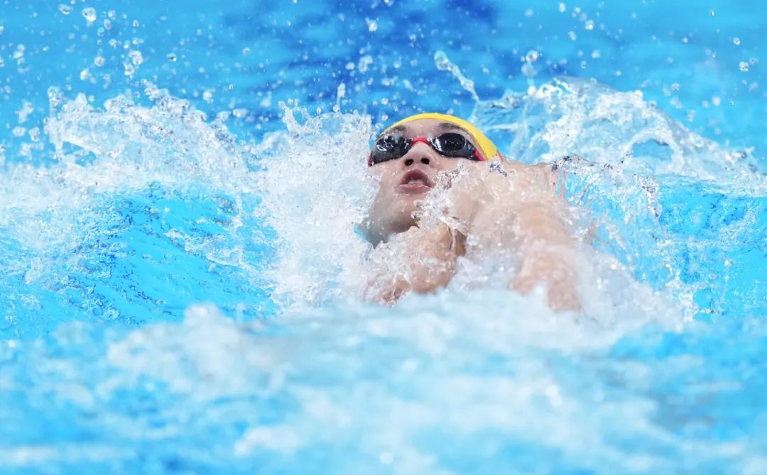 徐嘉余摘银!冲上热搜后,他说…… 徐嘉余摘银!冲上热搜后,他说……