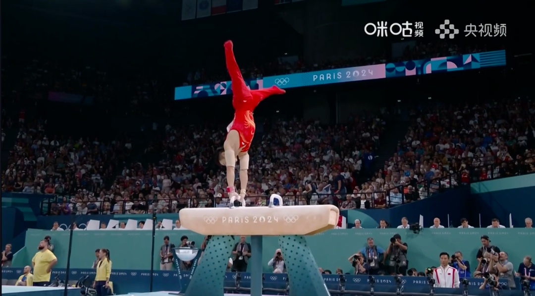 唐钱婷获得巴黎奥运会上海选手首枚奖牌！徐嘉余、中国体操男团摘银！