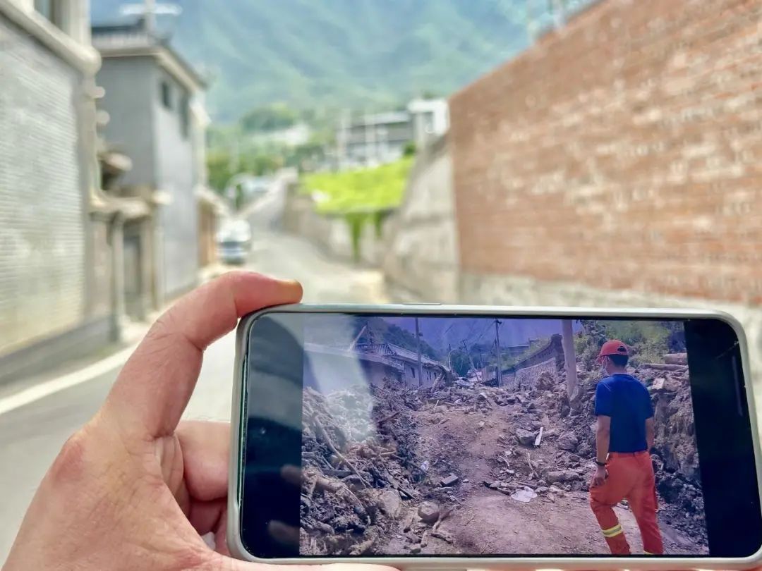 “小宝,还记得我吗?”暴雨中施救的消防员,重返门头沟 “小宝,还记得我吗?”暴雨中施救的消防员,重返门头沟