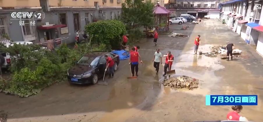 吉林临江降雨减弱 清淤排涝有序进行