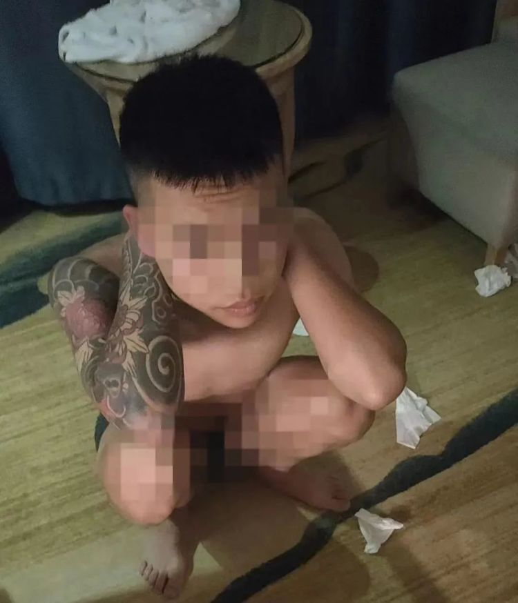 警示！多名男女开房“吸烟”，抓捕现场公布……