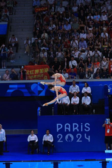 “复制粘贴”断层领先!全红婵陈芋汐金牌 “复制粘贴”断层领先!全红婵陈芋汐金牌