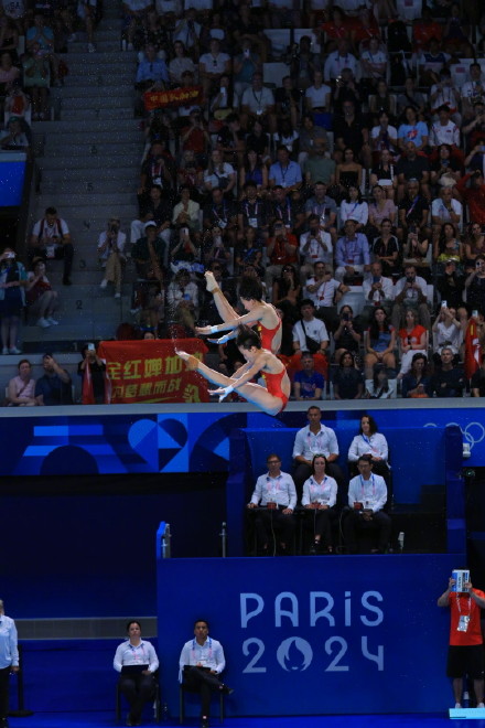 “复制粘贴”断层领先!全红婵陈芋汐金牌 “复制粘贴”断层领先!全红婵陈芋汐金牌