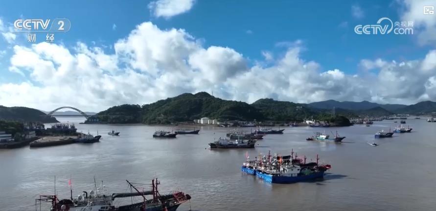 3个月伏季休渔将结束 千余艘渔船等待开渔出海 3个月伏季休渔将结束 千余艘渔船等待开渔出海