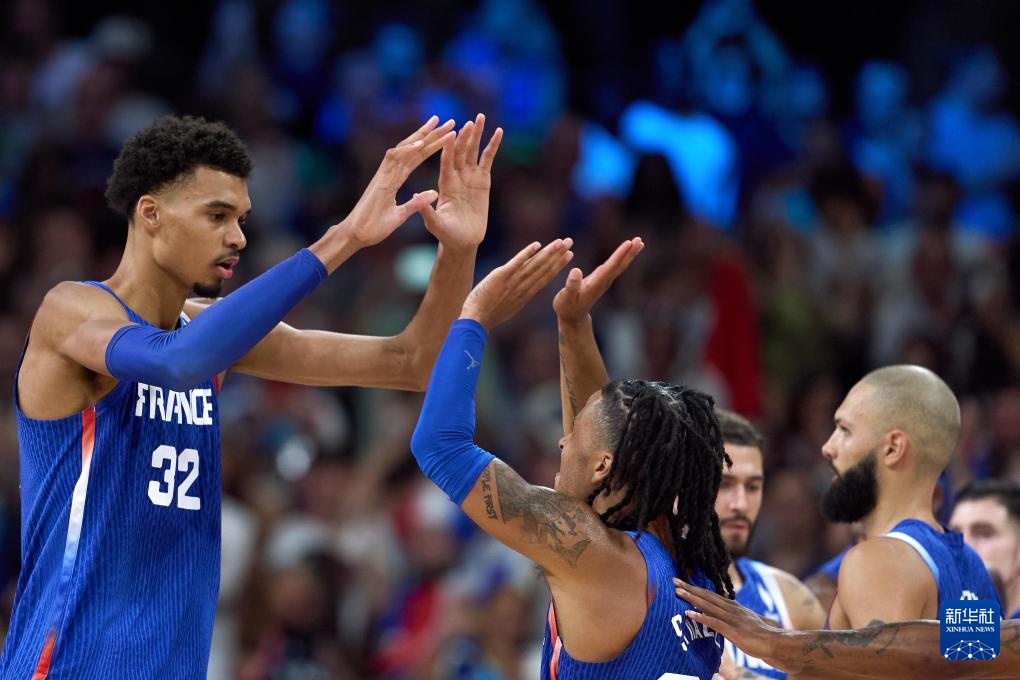 巴黎奥运会|篮球——男子小组赛:法国队胜日本队 巴黎奥运会|篮球——男子小组赛:法国队胜日本队