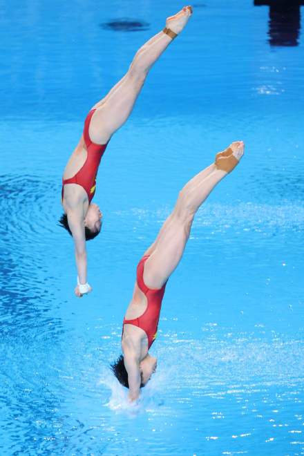 祝贺!全红婵陈芋汐登冠军领奖台 祝贺!全红婵陈芋汐登冠军领奖台