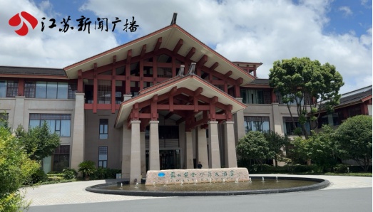 17分钟50元 酒店门口的“共享单车刺客” 17分钟50元 酒店门口的“共享单车刺客”