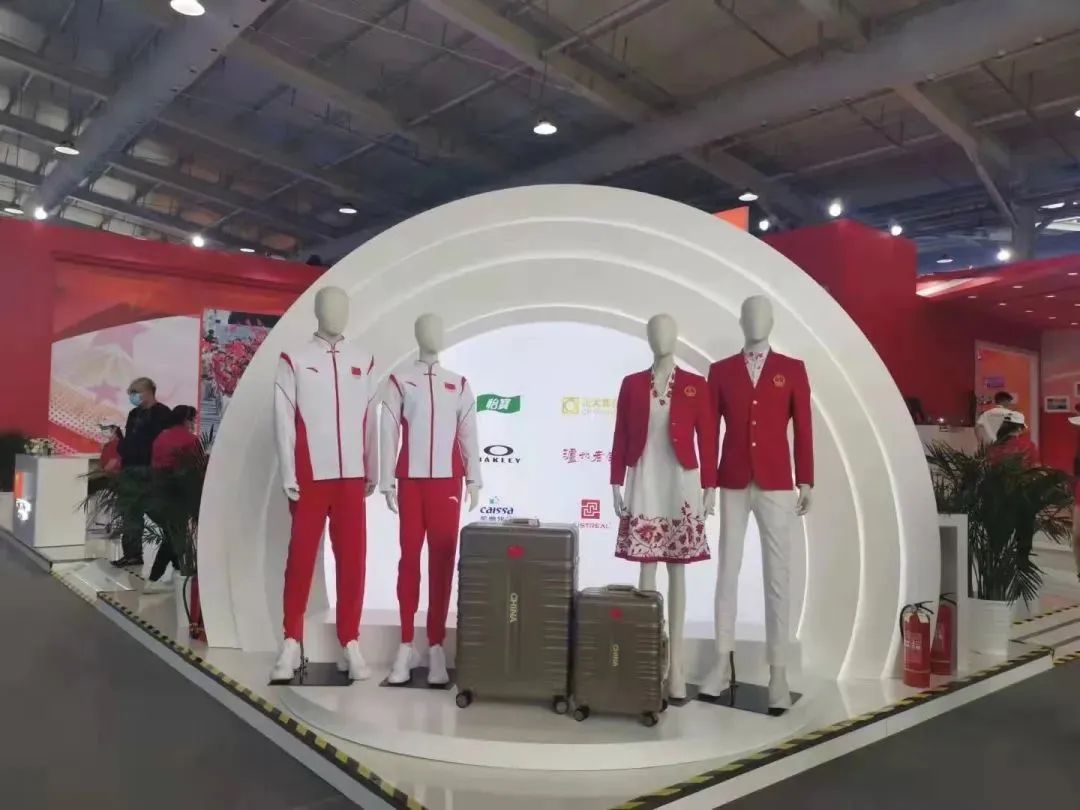 巴黎奥运会｜专访：“衣”脉相承——奥运服装设计中的科学和艺术