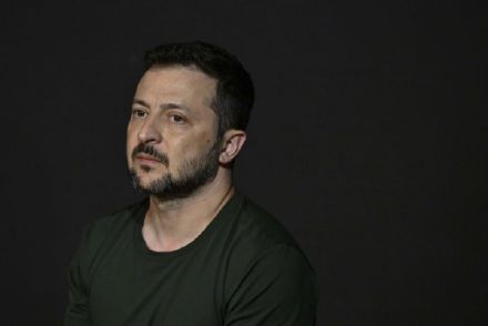 泽连斯基:无法反对俄参加下一次和平峰会 泽连斯基:无法反对俄参加下一次和平峰会