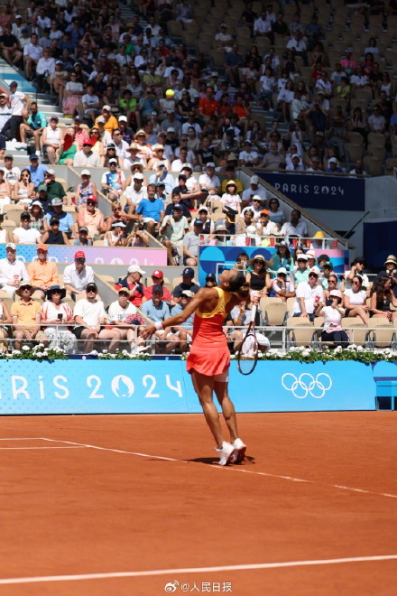 创造历史！郑钦文进决赛