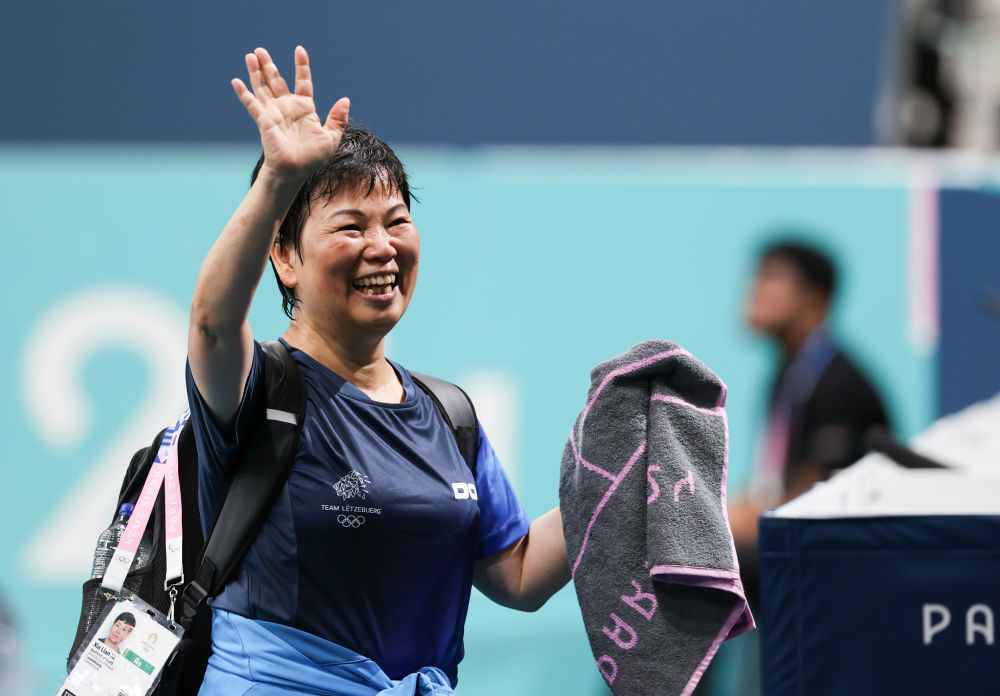 61岁倪阿姨对战23岁莎莎，没有输！