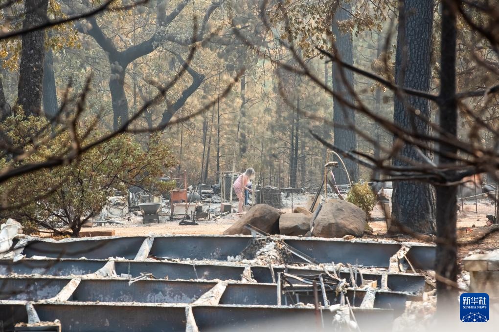美国加州:山火过后 美国加州:山火过后