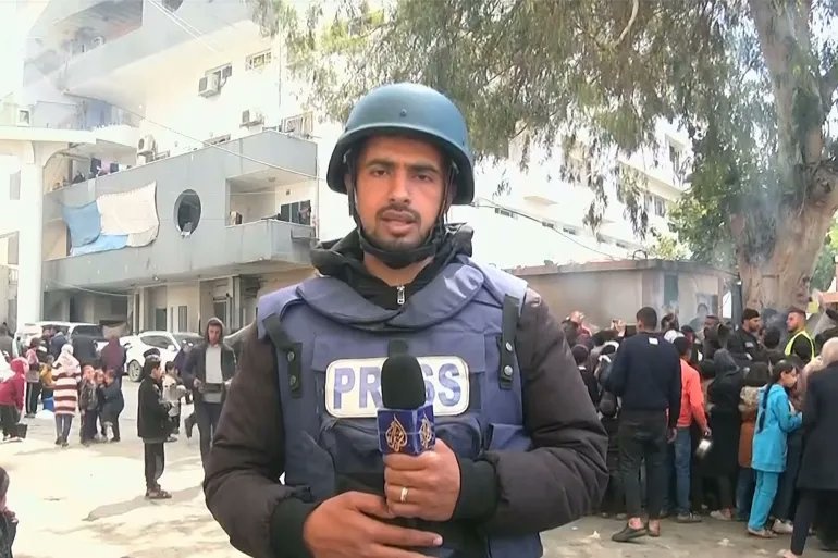 以军轰炸哈尼亚在加沙地带住所附近地区 致2名媒体记者死亡
