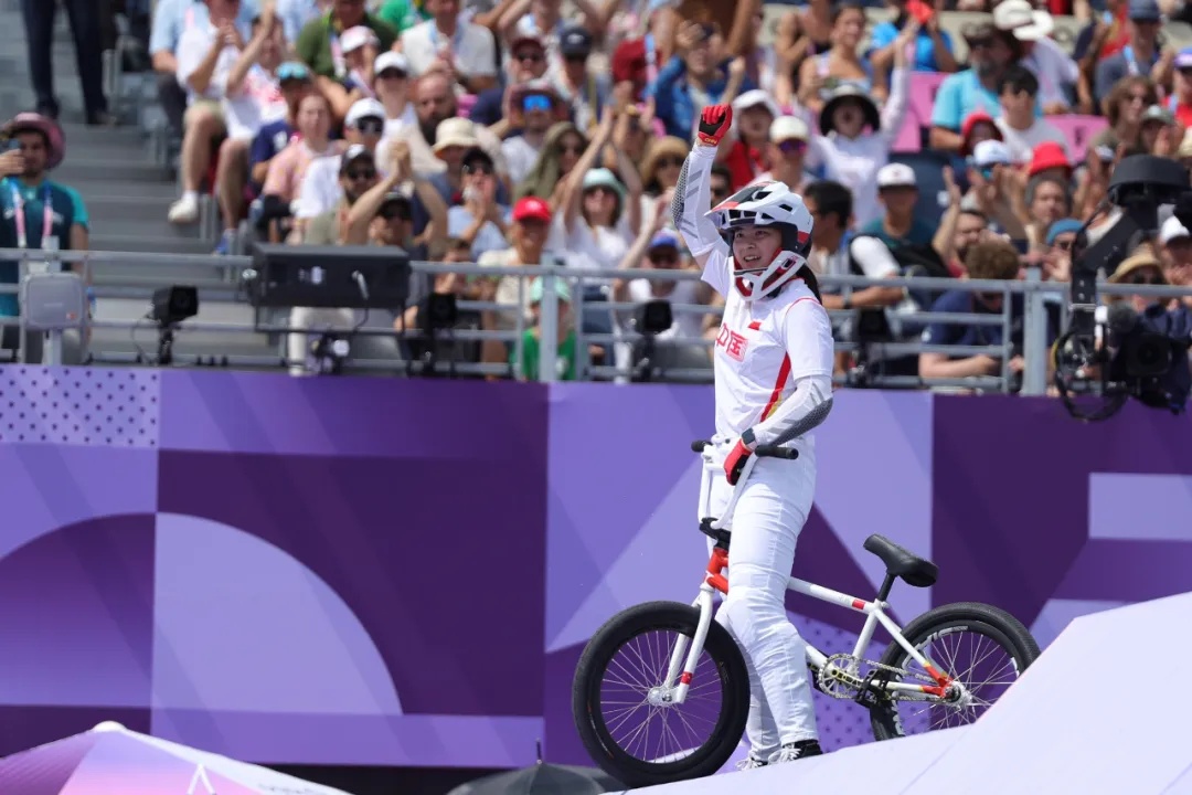 历史首金！18岁川妹子邓雅文实现突破！