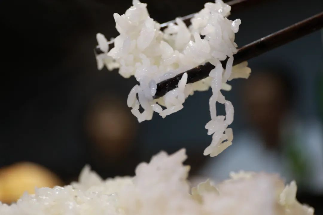 面粉、面条、大米、牛奶……这些食物怎么挑才健康？
