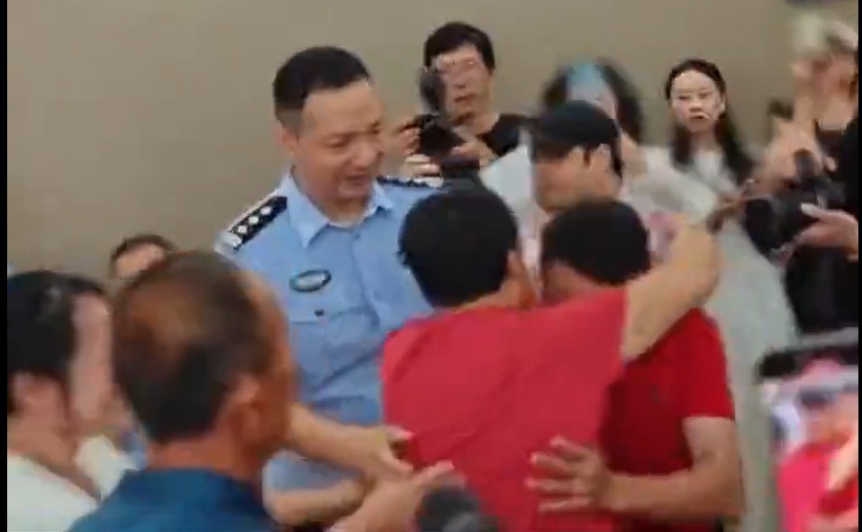 患癌母亲寻子30年，终于成功认亲！