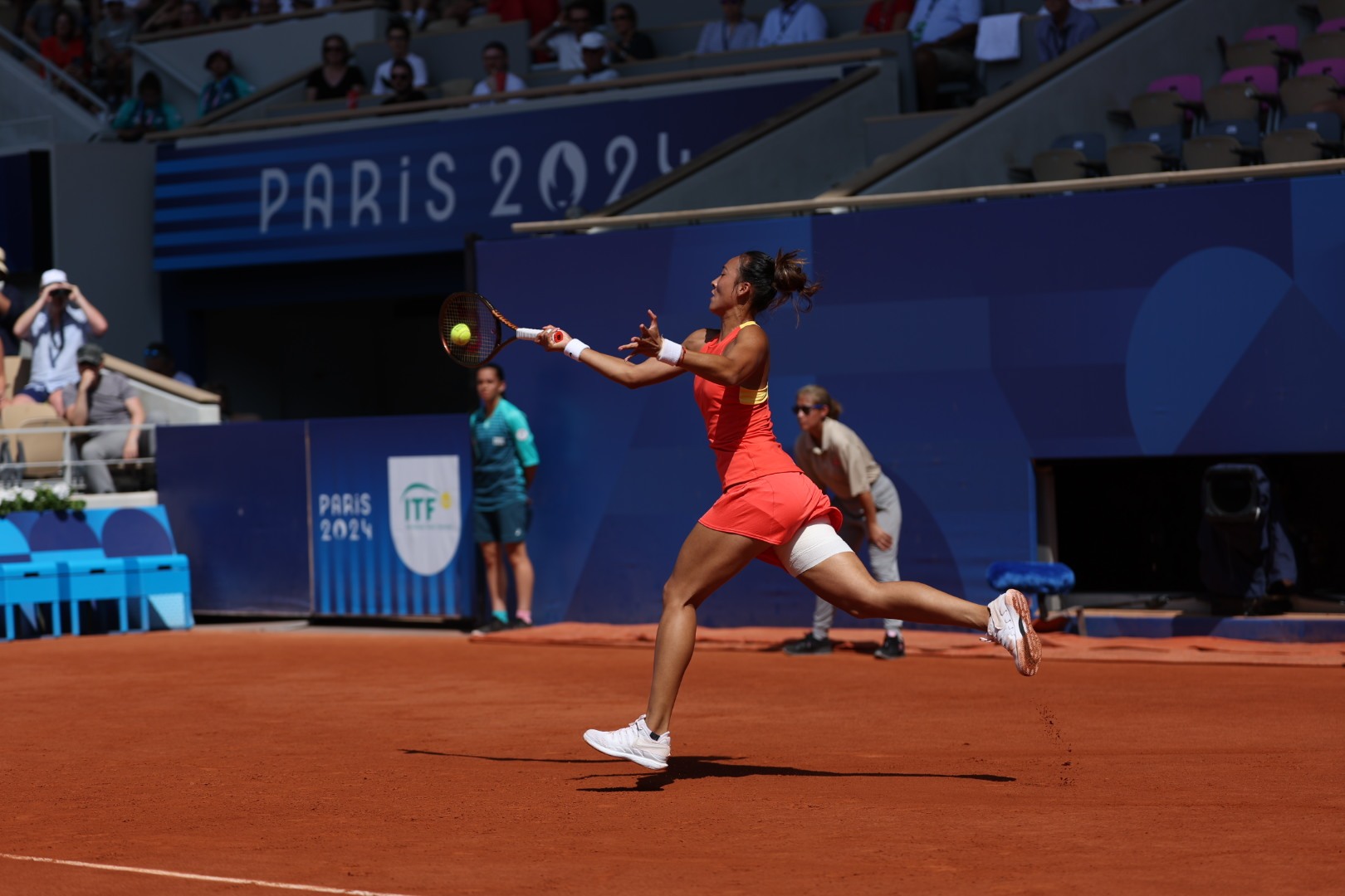 创造历史！郑钦文闯入奥运会网球女单决赛